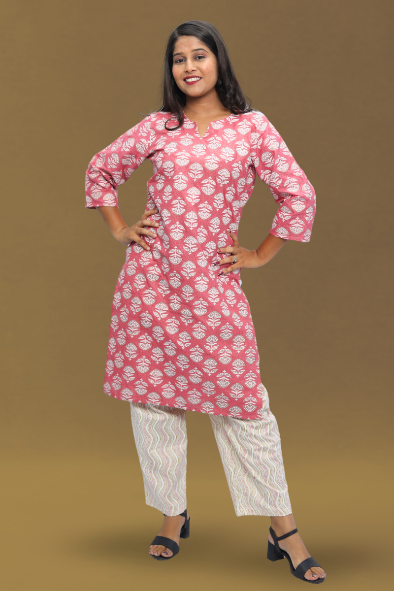 Lightweight Cotton Kurta Set for Women – Printed Daily Wear Kurti & Pant Combo N Square