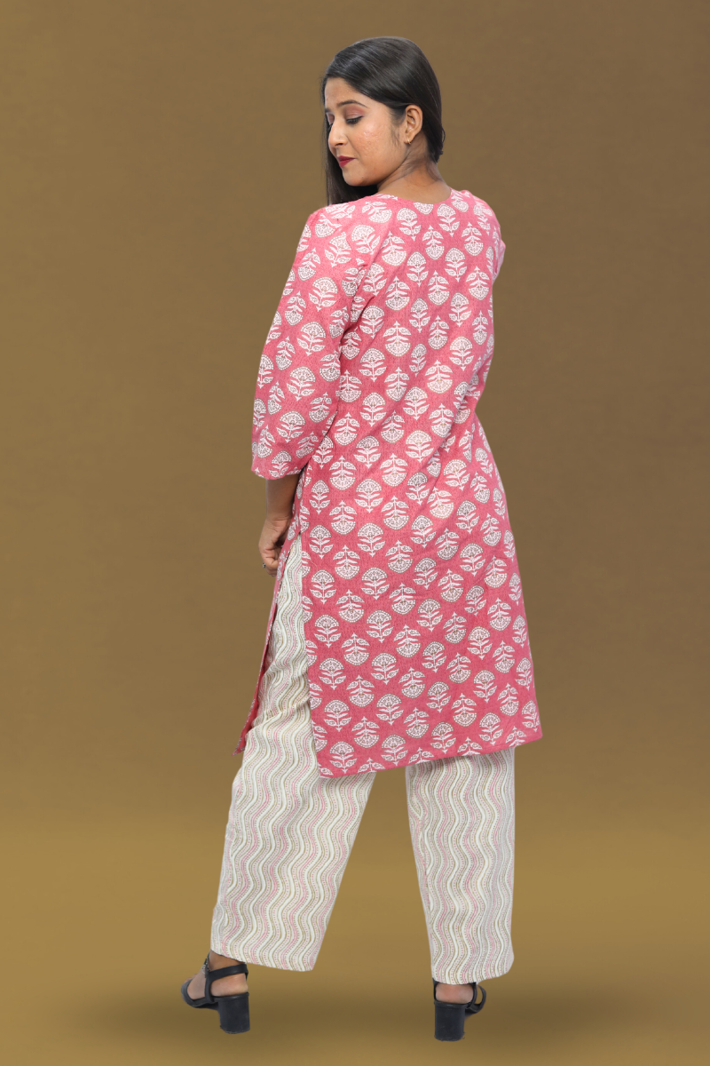 Lightweight Cotton Kurta Set for Women – Printed Daily Wear Kurti & Pant Combo N Square