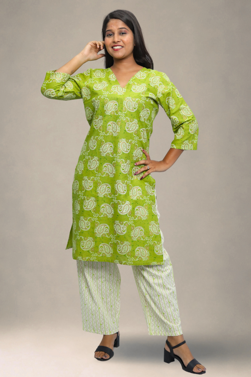 Women’s Green Cotton Printed Kurta Set with Zigzag Pants N Square