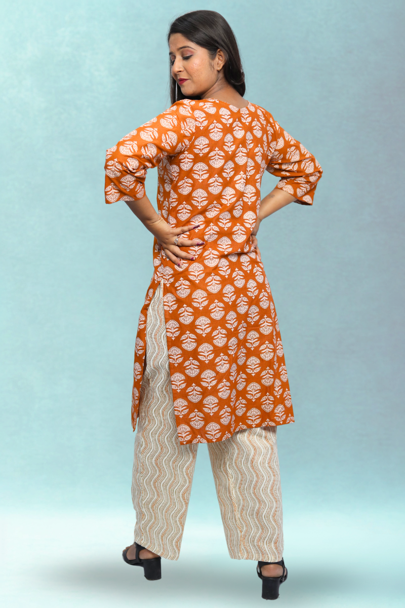 Lightweight Cotton Kurta Set for Women – Printed Daily Wear Kurti & Pant Combo N Square