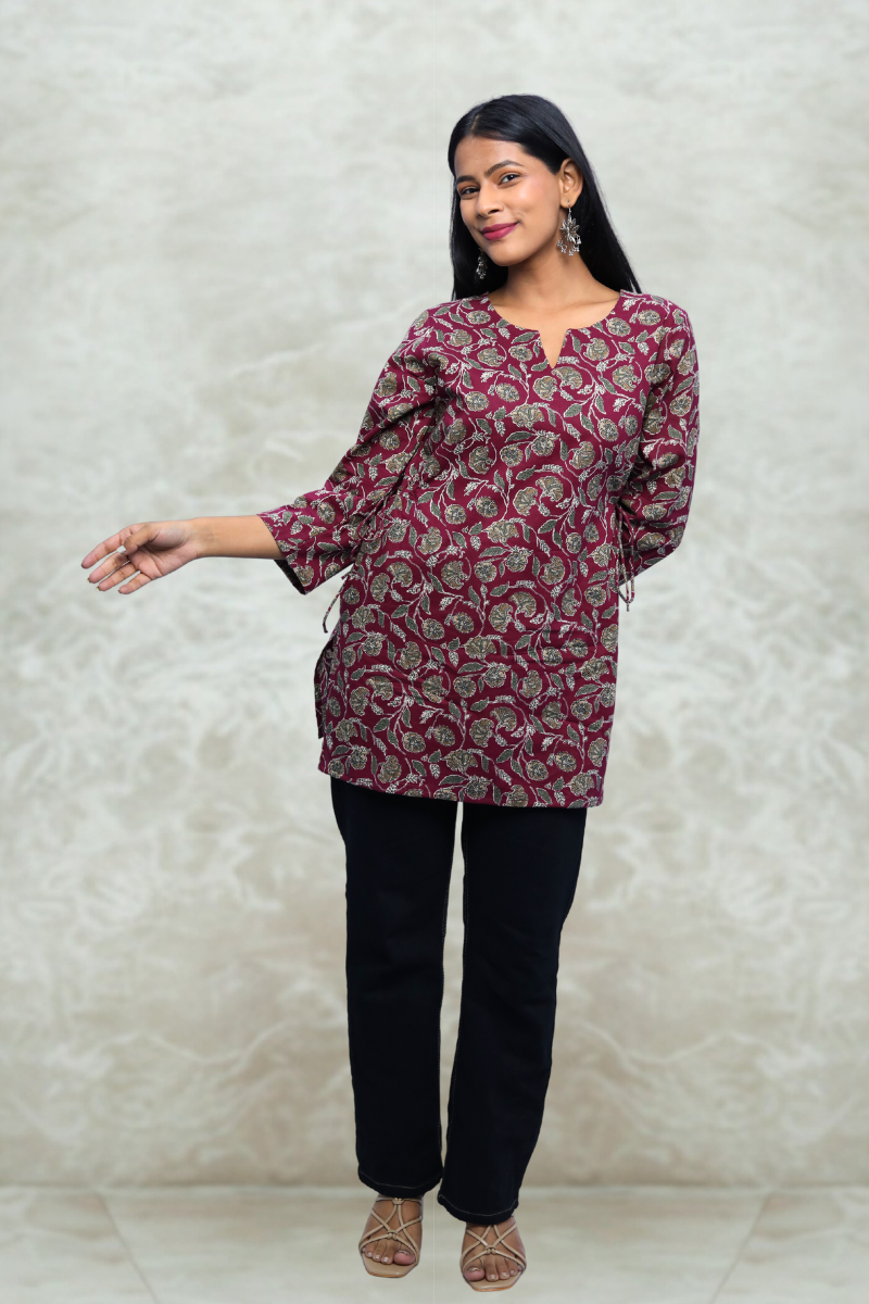 Short Cotton Kurti – Wine Printed | Avaraniya N Square