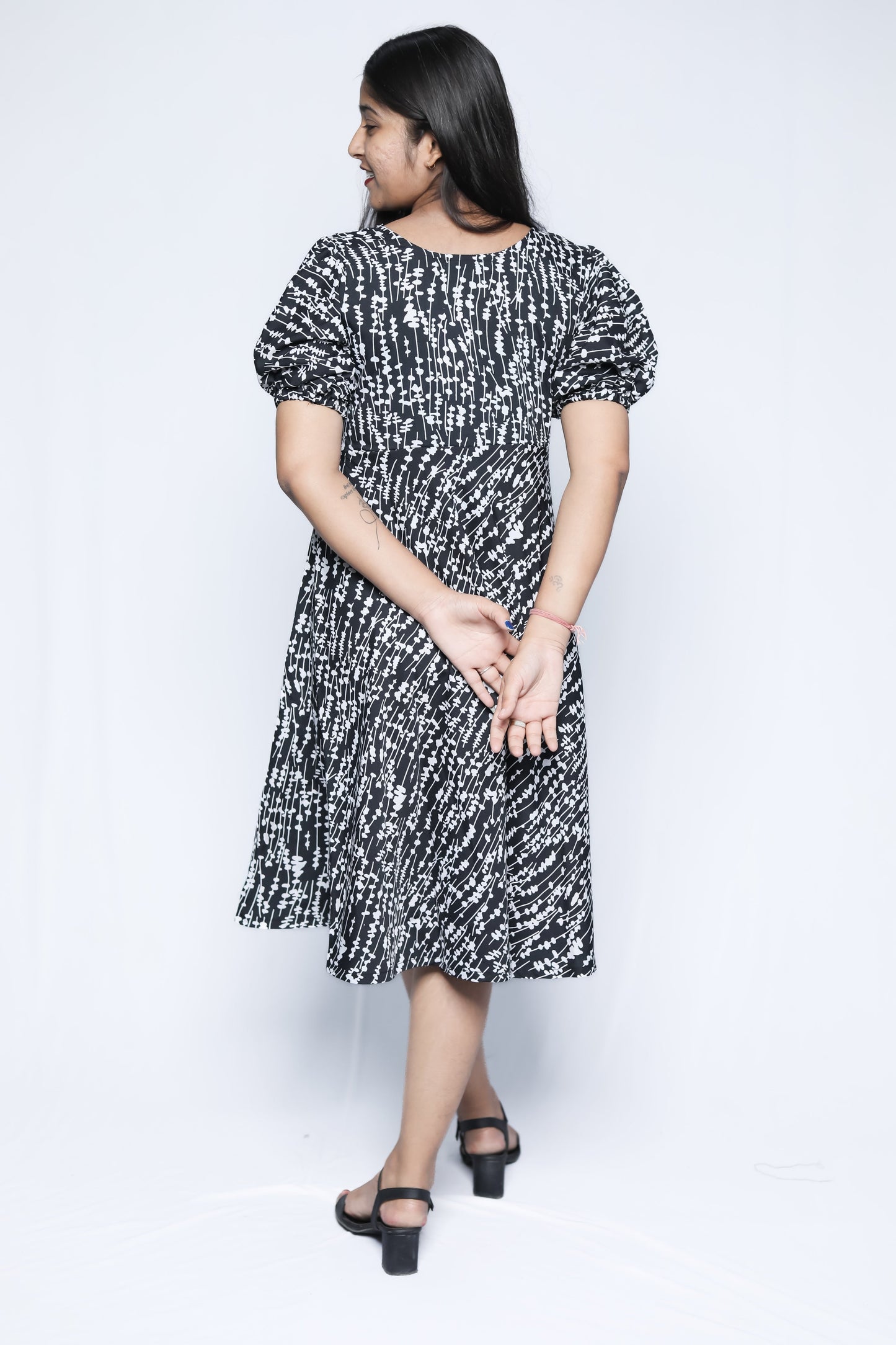 American Crepe A-Line Midi Dress N Square