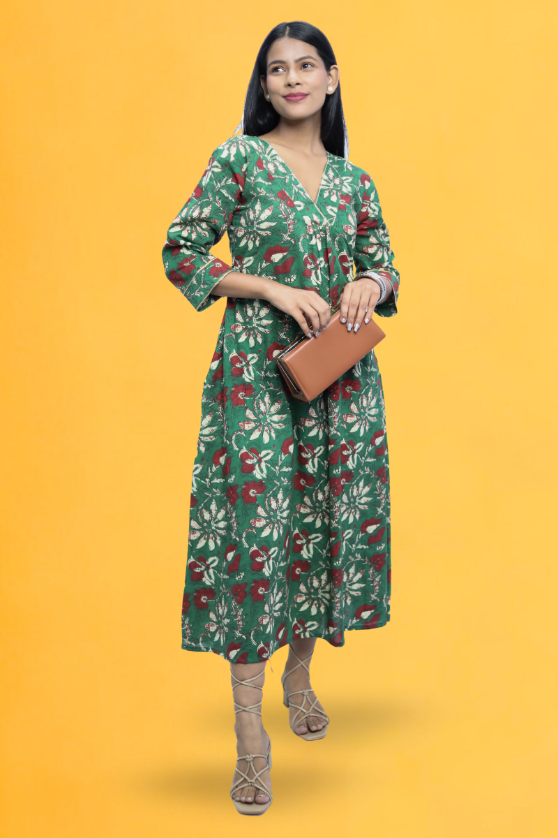 A-Line Cotton Kurta – Green | Avaraniya N Square