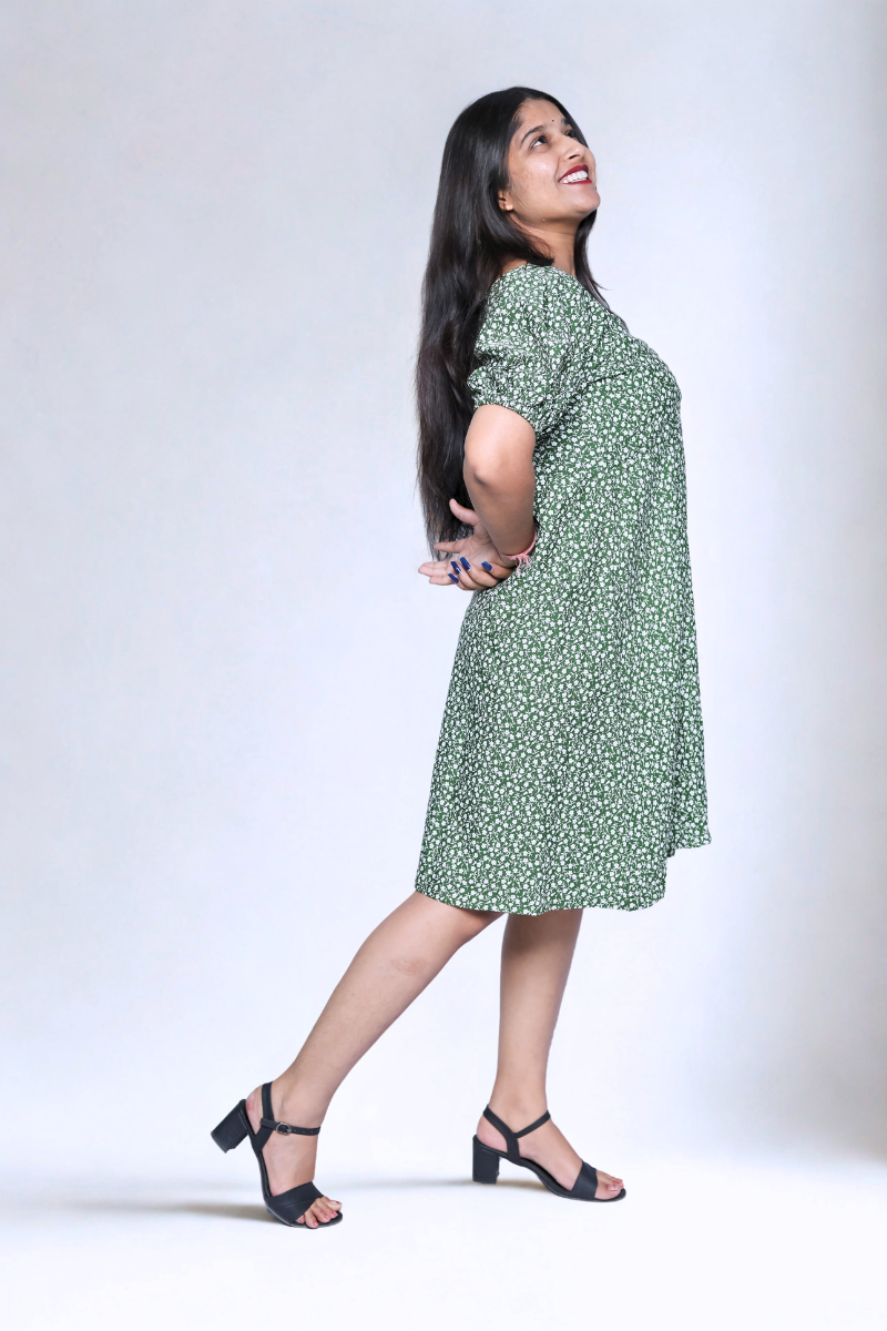 Trio Elegance” Black-Mehroon-Green One Piece N Square