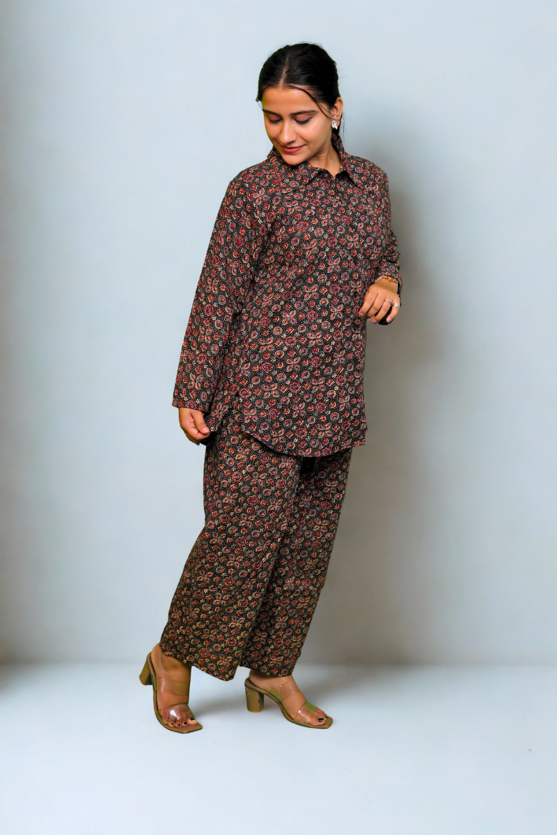 Elegant Printed Cotton Co-Ord Set for Women – Black & Maroon Floral N Square