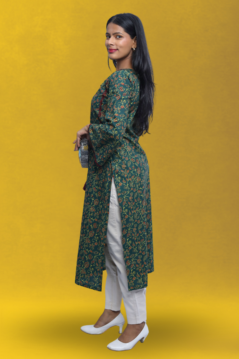 Green Ethnic Printed Cotton Long Kurta with Bell Sleeves N Square