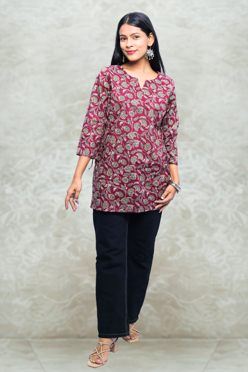 Short Cotton Kurti – Wine Printed | Avaraniya N Square