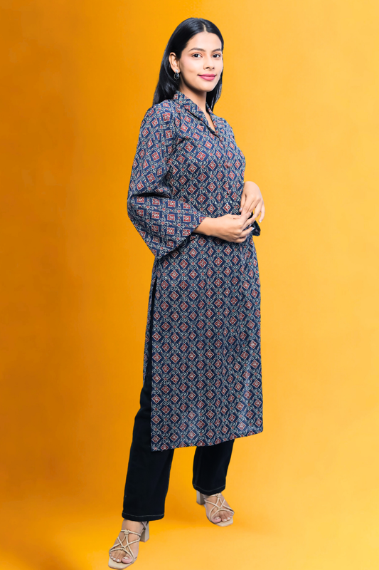 Elegant Black Cotton Straight Printed Long Kurta – Avaraniya N Square