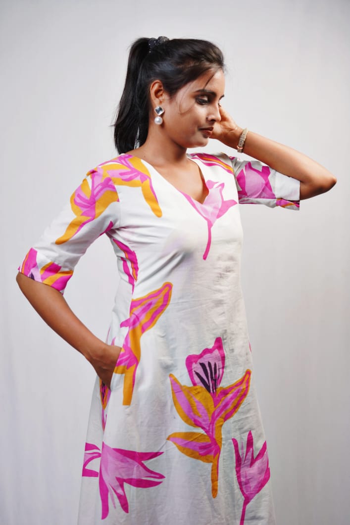 V Neck Maxi Dress N Square
