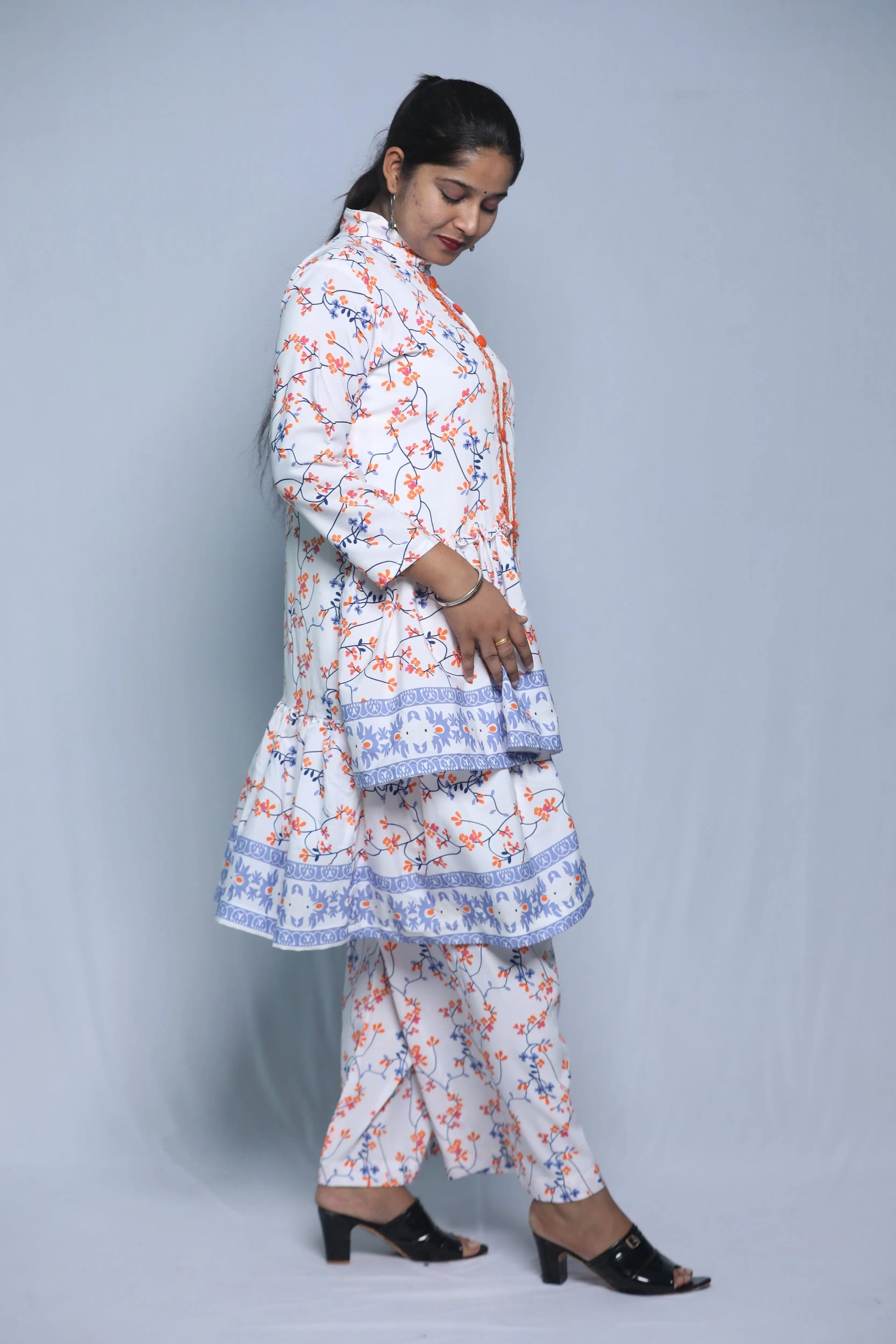 Short Kurti (White) N Square Fashion and Clothing