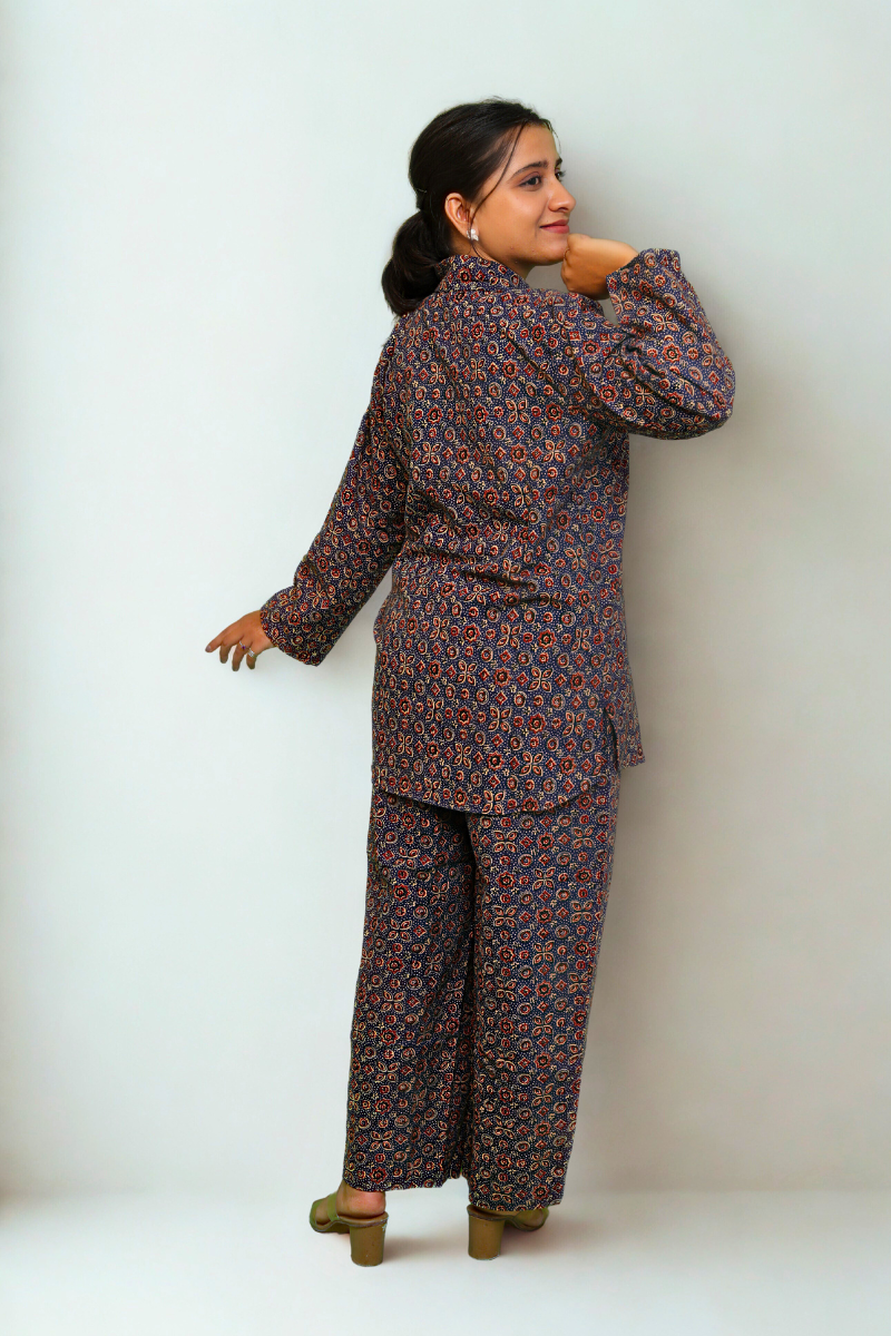 Elegant Printed Cotton Co-Ord Set for Women – Black & Maroon Floral N Square